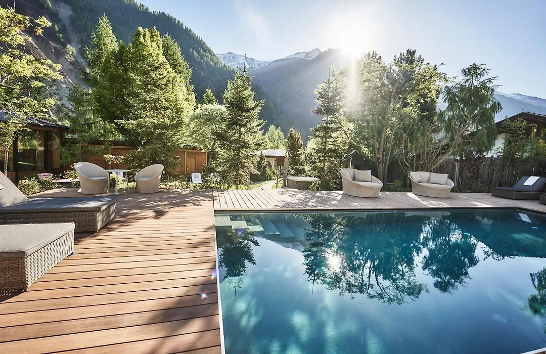 Goldene Rose Karthaus A Member Of Small Luxury Hotels Of The World-1